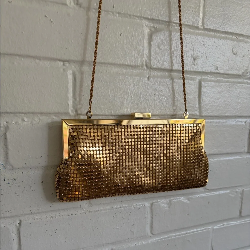 La Regale Gold Sequined Mesh Evening Clutch w/ Shoulder‎ Chain, EUC